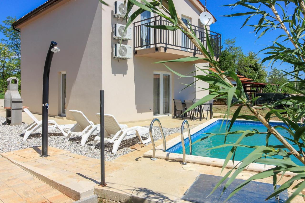 New Villa Seve II With Pool, Near The Town Center, 3Km From The Beach Pula Exteriér fotografie