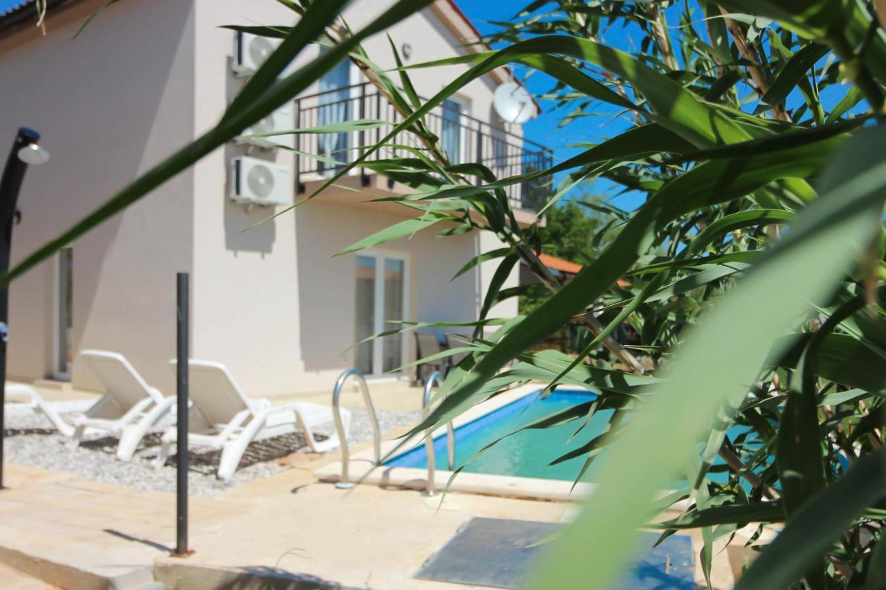 New Villa Seve II With Pool, Near The Town Center, 3Km From The Beach Pula Exteriér fotografie